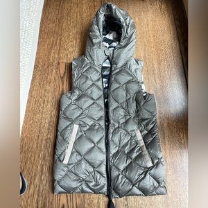 Vintage lululemon reversible vest. Size 6